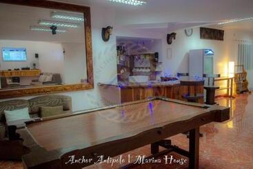 Anchor Antipolo Marina House Bed & Breakfast