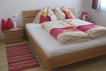 בית מלון כפרי Apartment Galtenberg