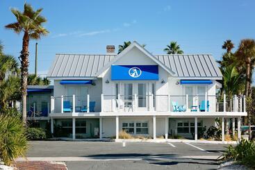 Otel Inn On The Beach