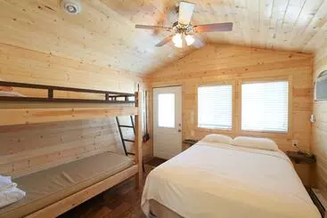 Hotel Lake Conroe Rv & Camping Resort