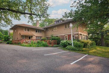 Szálloda White Rose Inns