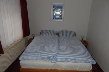 Отель Zur Saale