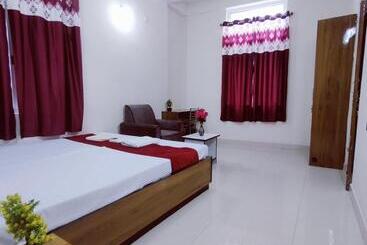 Hotel A K Continental