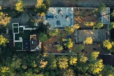 فندق Sun Resorts And Adventures