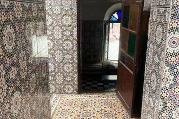 هتل کپسول Du Parc