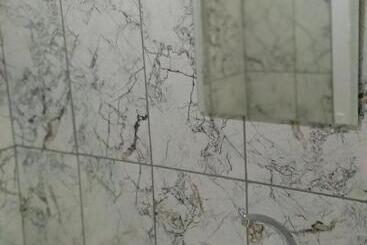 Aparthotel Hoogland Sui̇t