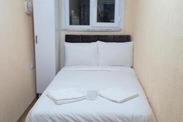 Apartmanszálloda Hoogland Sui̇t