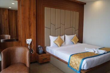 בית מלון כפרי Varun Mansion Hassan