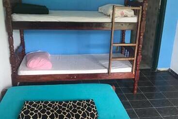 הוסטל Pousada Estrela Dalva