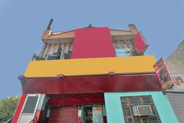 Oyo 84441 Hotel Maharaja