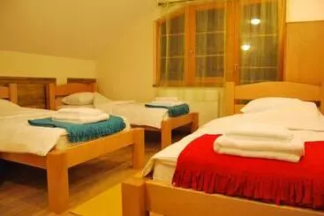تختخواب و صبحانه Vila Gora Jahorina
