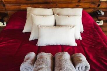 Hotel Cabanas Los Troncos