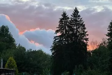 تختخواب و صبحانه Villa Moncoeur