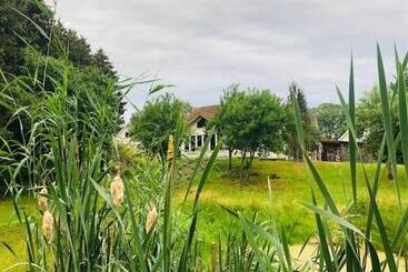 پانسیون Altja Villa Guesthouse