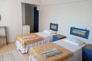 Ayvalık Leya Pansiyon