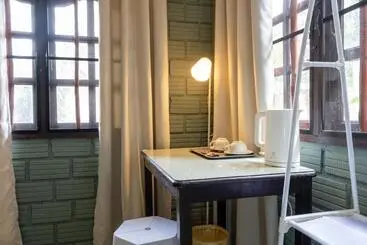 Hotel Breeze Bungalows