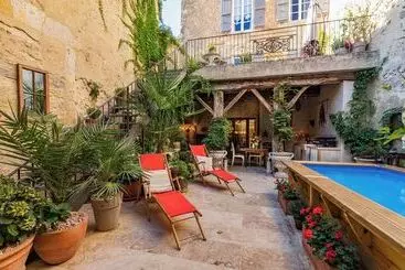 ホテル Champagne House