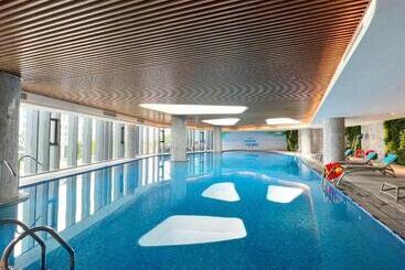 هتل آپارتمان Ala Carte Hạ Long