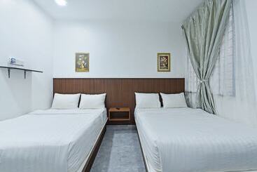 酒店 Capital O 90882 Padi