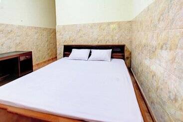 בית מלון כפרי Gian Homestay By Oyo