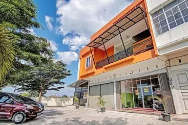 هتل Rosela House Syariah By Oyo