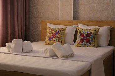 בית מלון כפרי Samarkand City Center