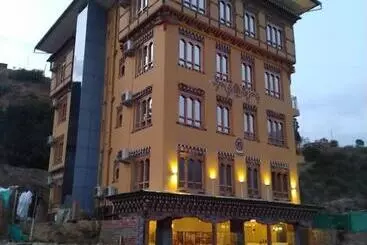 Hotel White Dragon
