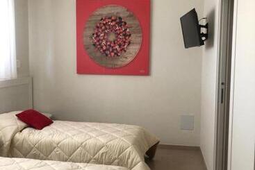 تختخواب و صبحانه Palèat Manduria