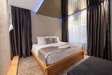 Huoneistohotelli Wolf Suites