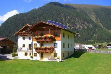 酒店 Haus Lärchenwald