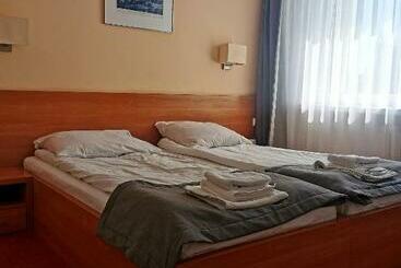 فندق Płonia Resort