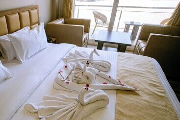 Finn S Weaver Resort, Kaziranga