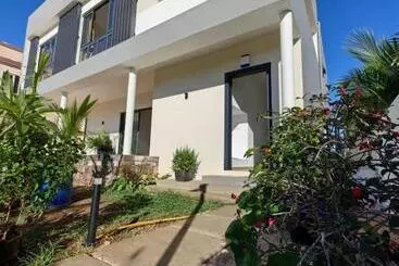 پانسیون J Vais Residence By Sov