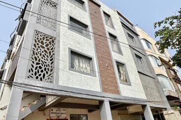 Subham Beach Inn ! Puri Near Sea Beach And Temple Fully Air Conditioned Hotel With Lift And Parking