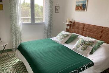 Majatalo Domaine Des Lavarines