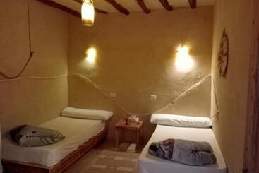هتل Siwa Ajubar Camp