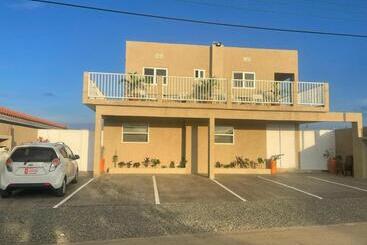 پانسیون Aruba Villas