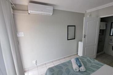 بنسيون Chrisserus Guest Rooms