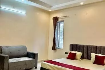 Hotel The Surya Inn Uttarakhand