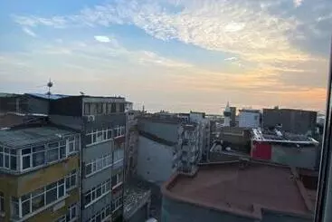 Aparthotel Yeldeği̇rmeni̇ Otel