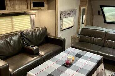 Отель Mineral River Eco Village