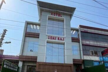 Hotel Uday Raj