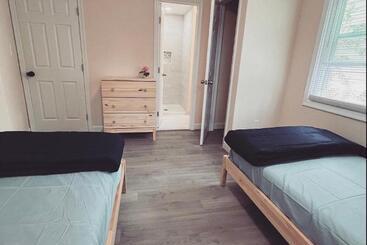 צימר Guest House Baltimore County Parkville