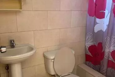 Coco Hotel And Hostel