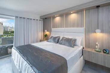 아파트호텔 Ilikai S Best Beach Front Executive Suite