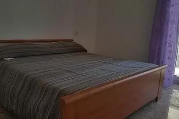 پانسیون Affittacamera Cava