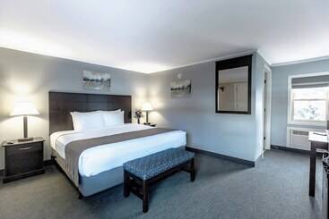 Hotelli Mt Madison Inn & Suites