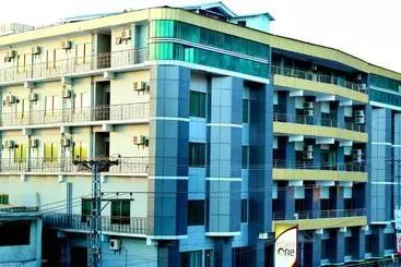 هتل One Abbottabad