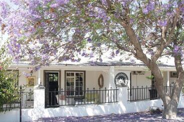 Bed and Breakfast The Montagu Coach House
