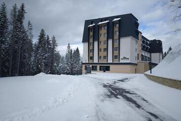 Zlatni Javor, Apartment 408